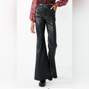 🖤Juniors' SO® Flare Faux-Leather Pants SZ 9 -NWT🖤